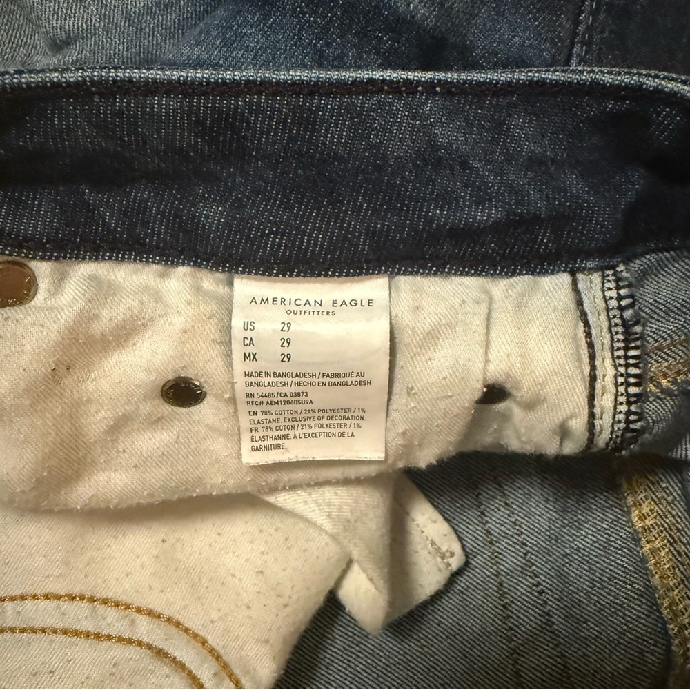 American Eagle Outfitters Men's Blue Jeans(preloved) - Picture 3 of 4